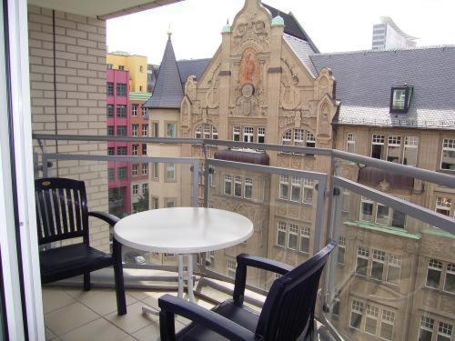 Topdomizil Apartments Checkpoint Plaza Берлин Екстериор снимка