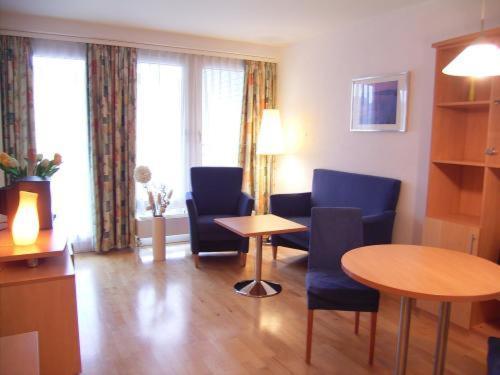 Topdomizil Apartments Checkpoint Plaza Берлин Стая снимка