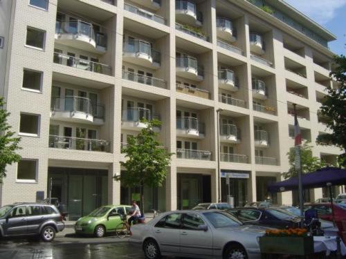 Topdomizil Apartments Checkpoint Plaza Берлин Удобства снимка